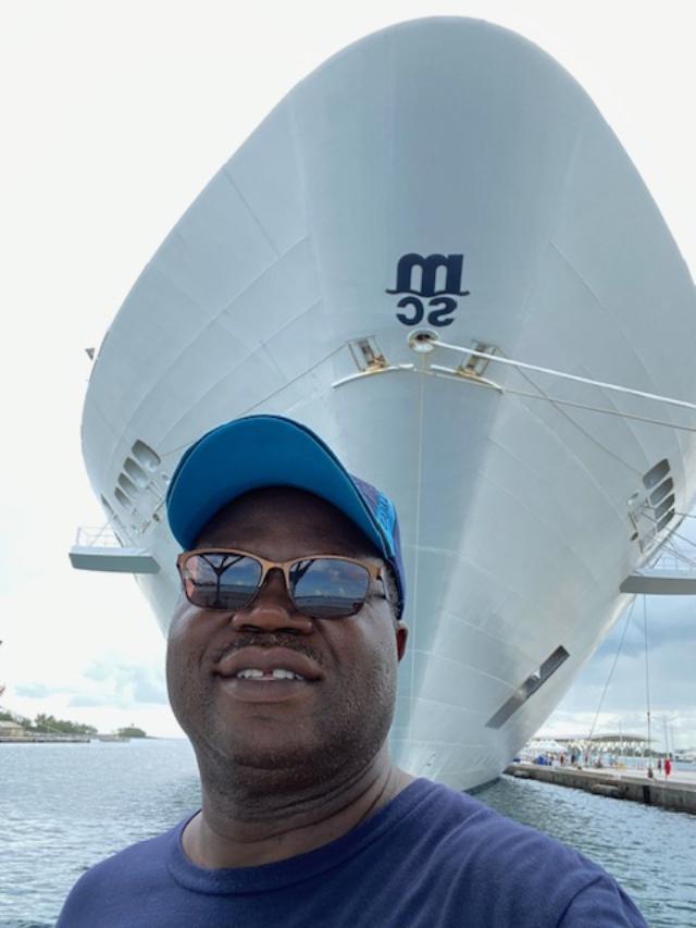 MSC Divina in Nassau