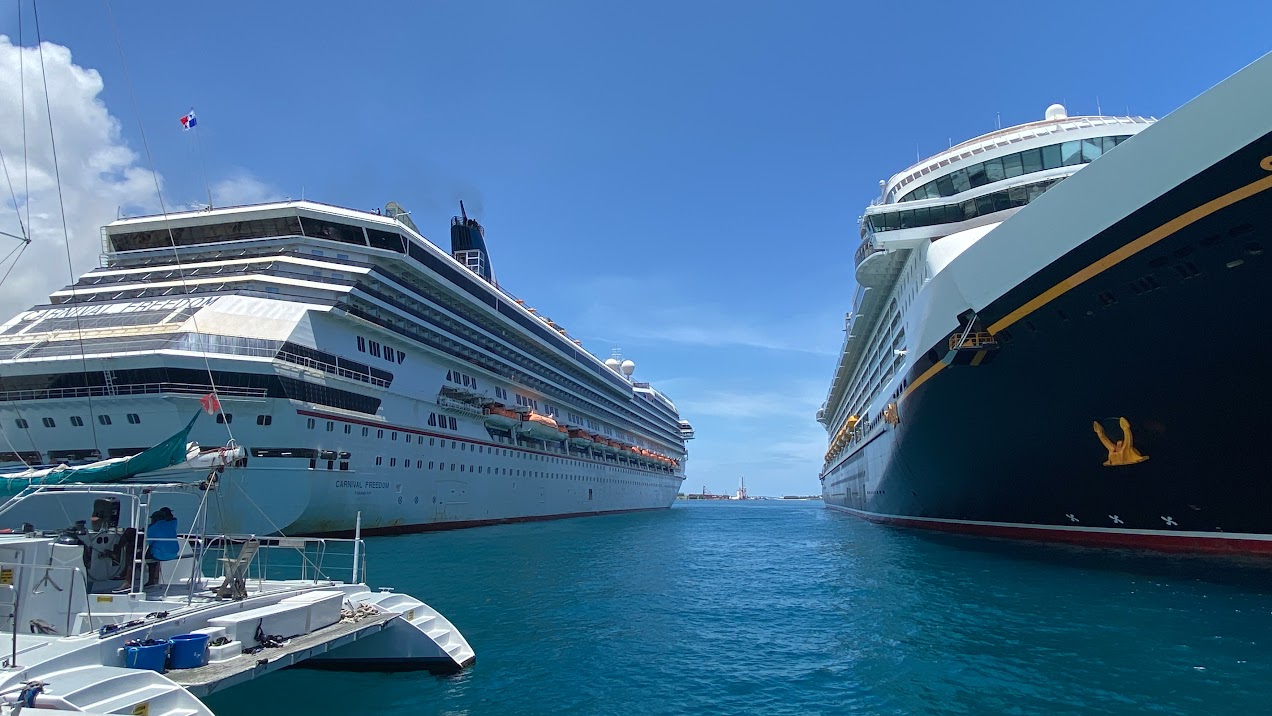 Ships in Nassau Cruise Terminal